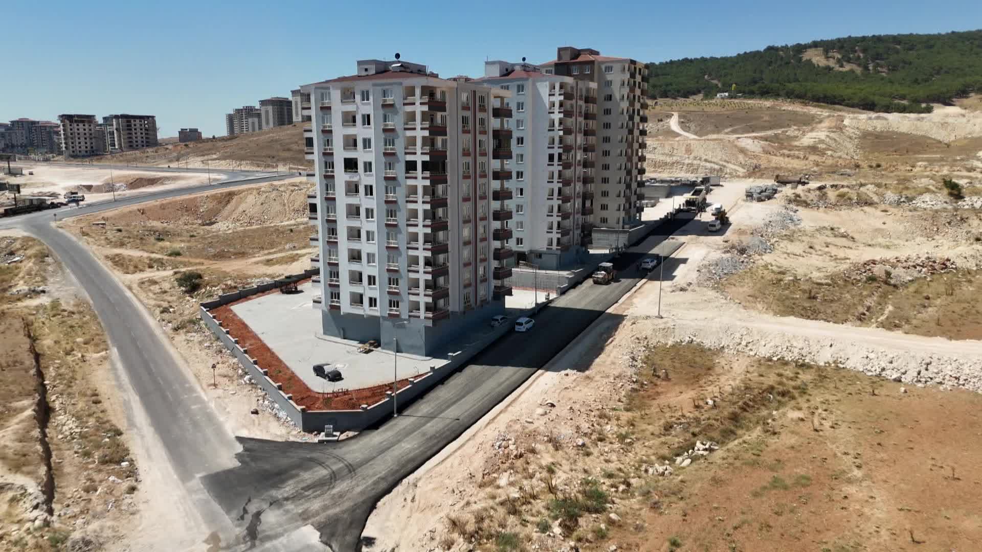 Şehitkamil Belediye Başkanı Yılmaz: “Sadece 3 ay gibi kısa bir sürede 40 bin ton asfalt döktük”