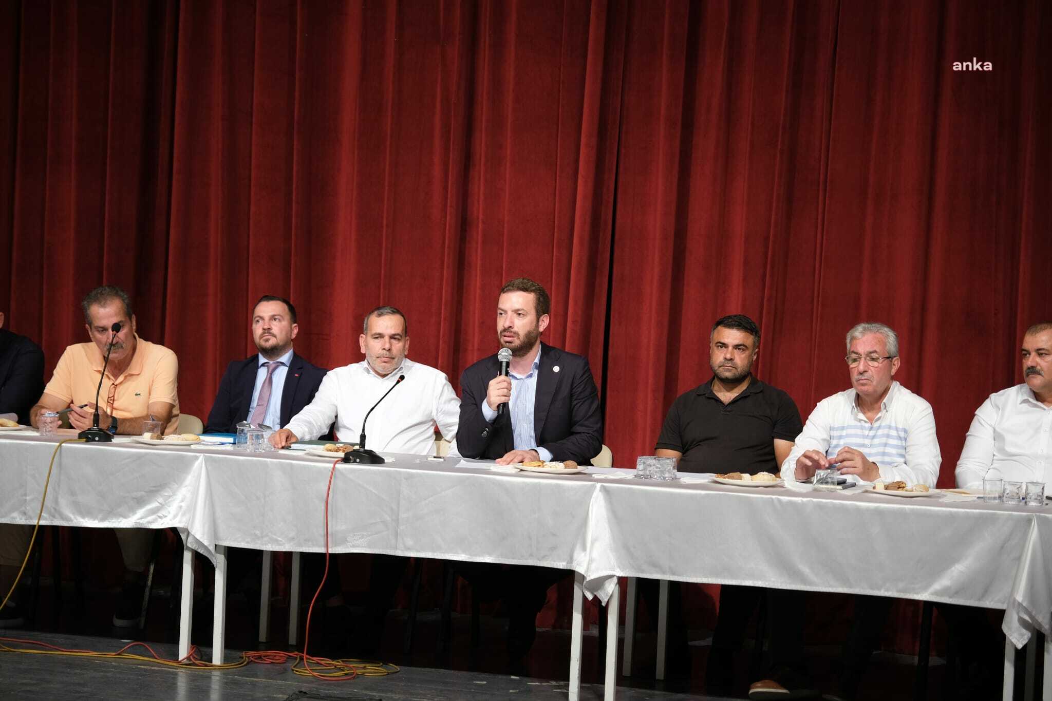 Ceyhan Belediye Başkanı Aydar, mahalle muhtarlarıyla buluştu