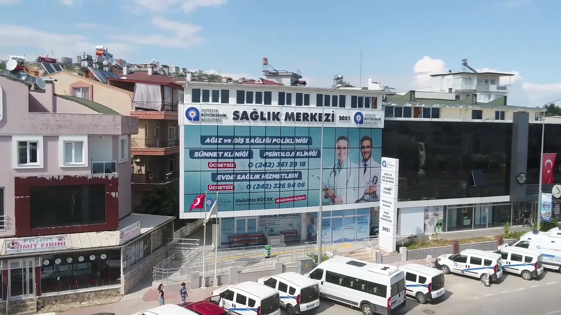 Antalya Büyükşehir'in Sağlık Merkezi’nde sosyal güvence aranmaksızın hizmet veriliyor