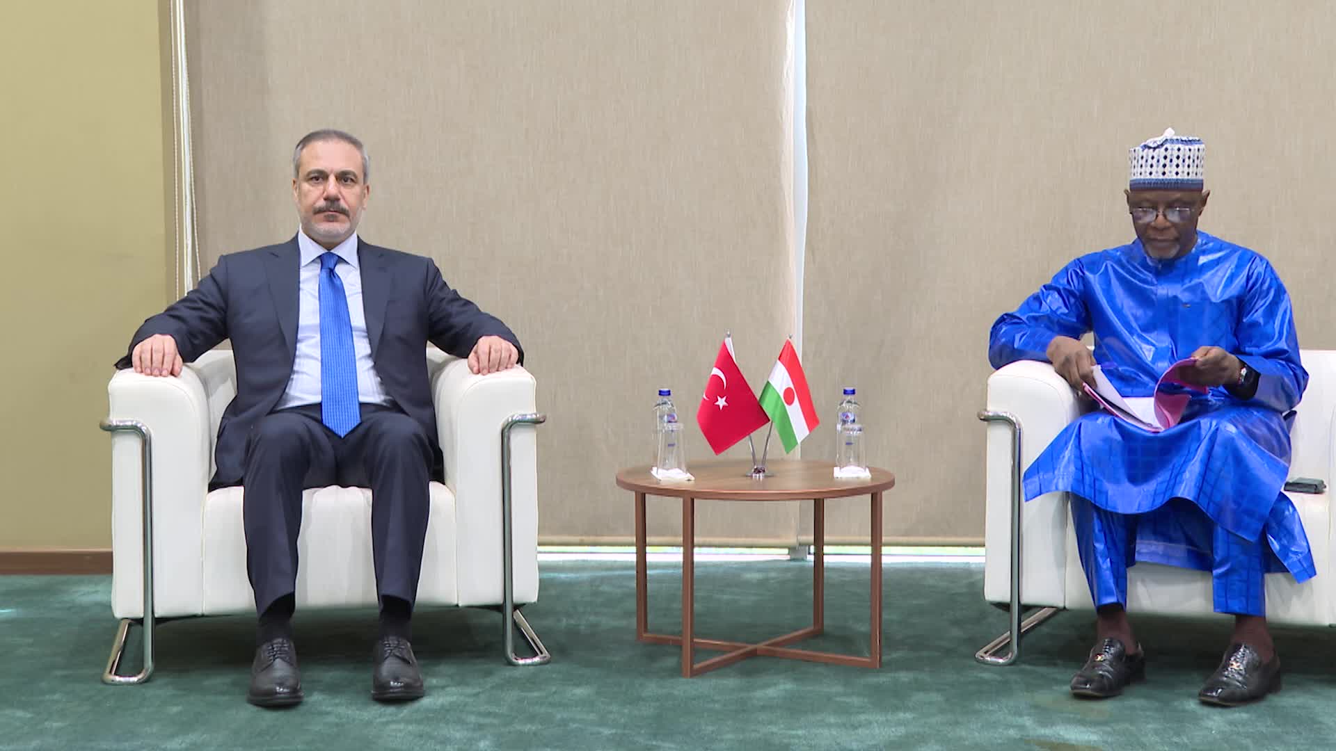 Dışişleri Bakanı Hakan Fidan, Nijer Dışişleri Bakanı Bakary Yaou Sangare ile görüştü