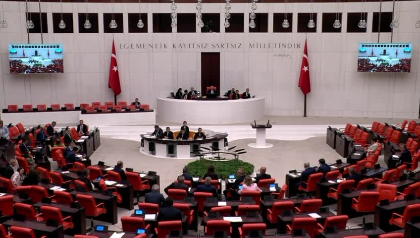 CHP’li İnan Akgün Alp: Çıldır Gölü kenarında yaşayan yurttaşlarımız mağdur ediliyor, mağduriyetleri giderin