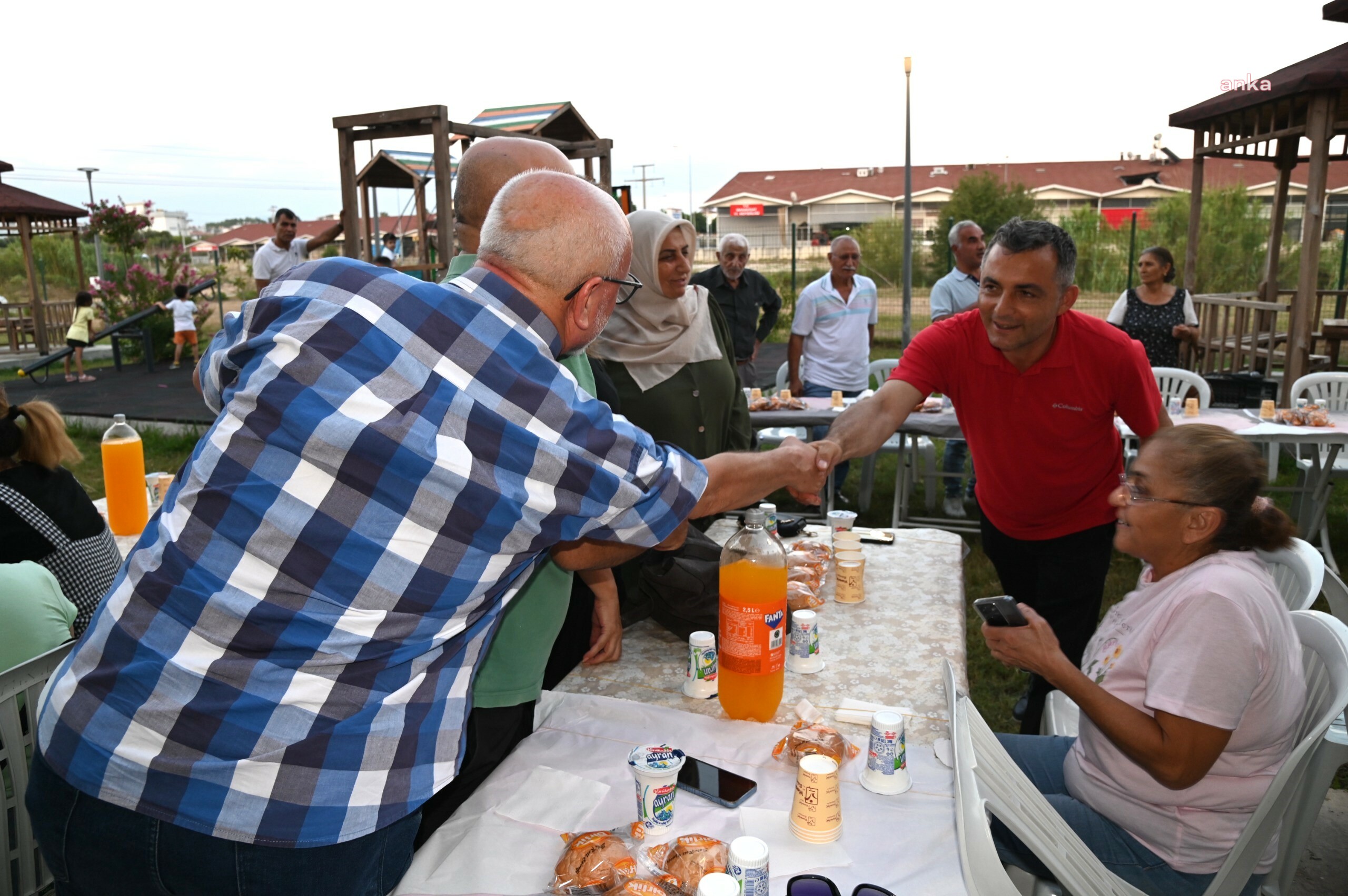 Manavgat Belediyesi'nden Cemevi'nde iftar programı