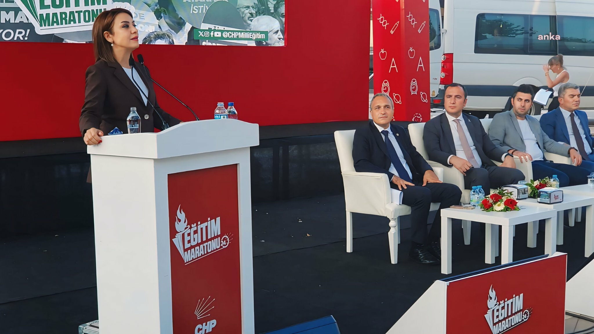 CHP'nin Eğitim Maratonu... Gamze Taşcıer: "AKP’nin 22 yıllık iktidarında öğretmenliğin de taşeronlaştığını görüyoruz"
