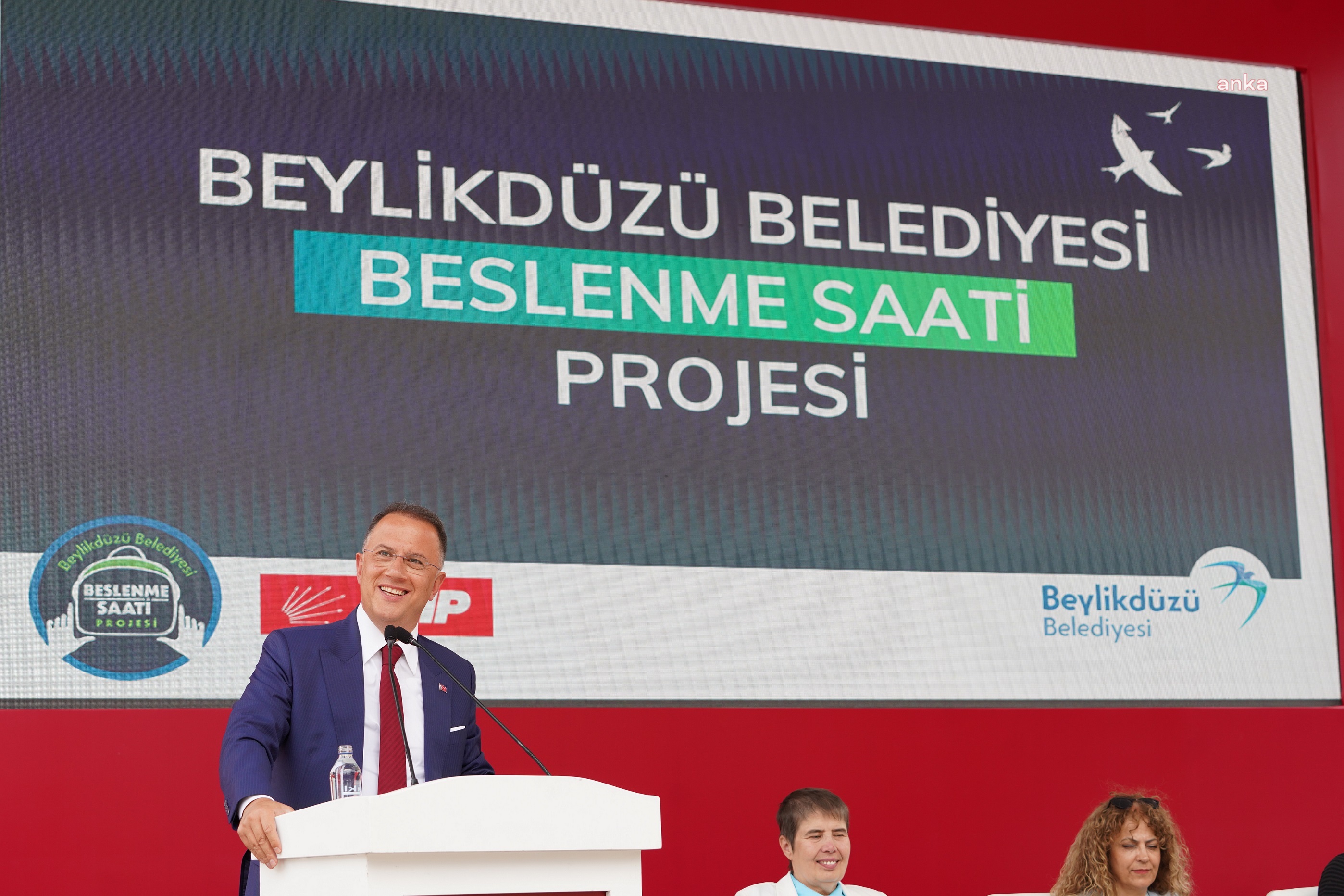 Beylikdüzü Belediye Başkanı Çalık: "Yoksulluk çocukların kaderi olamaz"