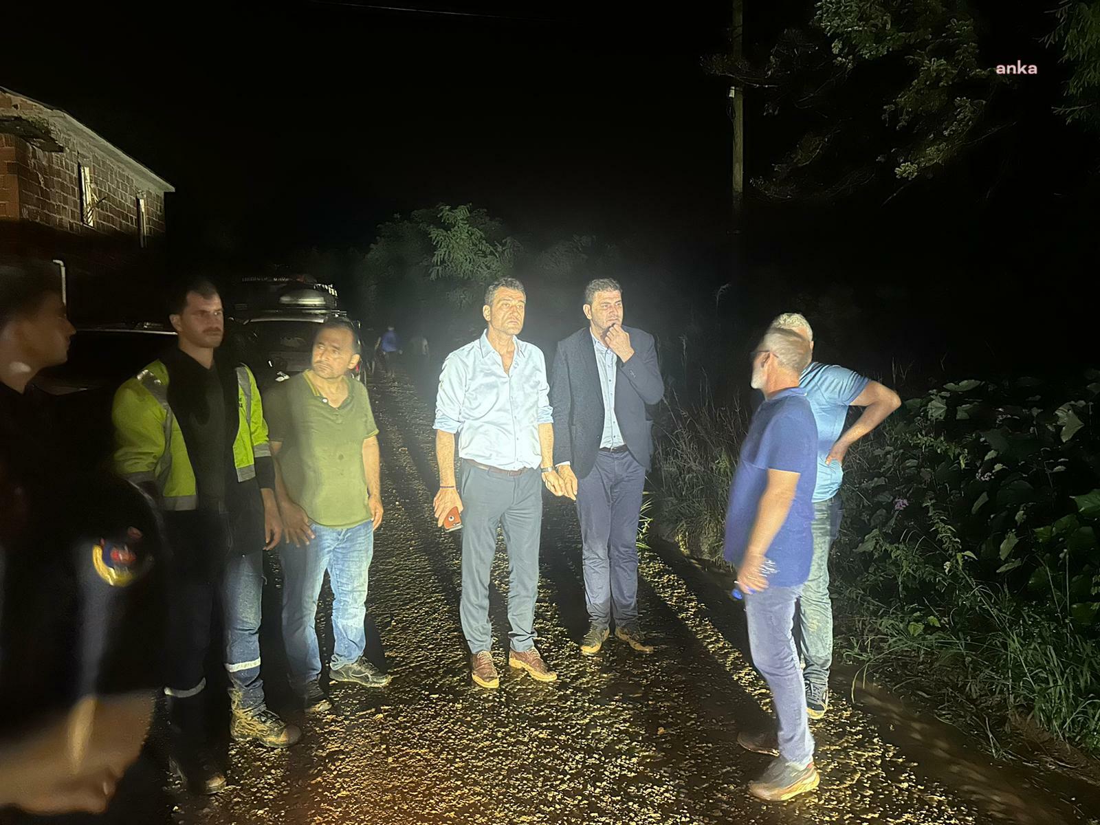 Giresun Belediye Başkanı Köse, fırtınadan etkilenen yerlerde incelemelerde bulundu
