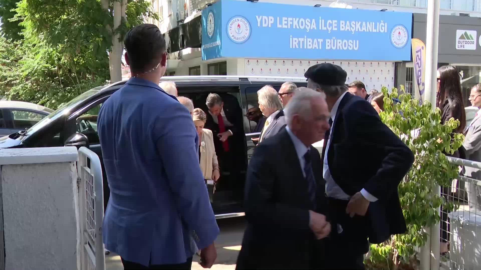 Kıbrıs Barış Harekatı'nın 50. yıl dönümü... Özgür Özel: ''Türkiye’deki normalleşmenin Kıbrıs’ı da kapsamasını, Türkiye'yi yönetenlerin, Kıbrıs muhalefetiyle de mutlaka görüşmelerini bir kez daha öneriyorum''