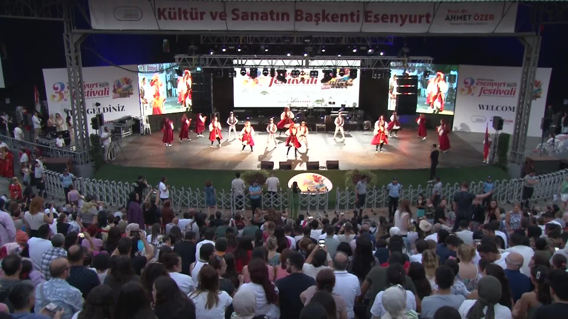 Esenyurt Belediye Başkanı Özer: "Bu festival gönül köprüsü kurdu"