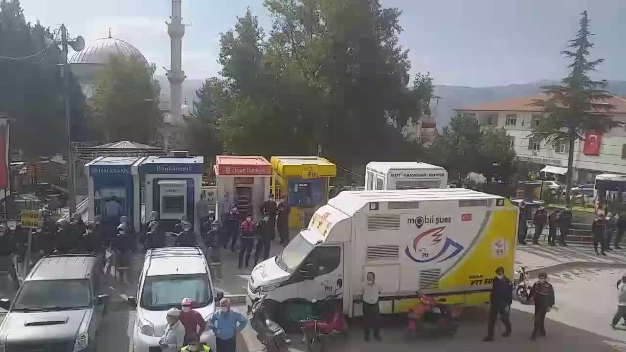 MERKEZ BANKASI FAİZİ SABİT TUTTU