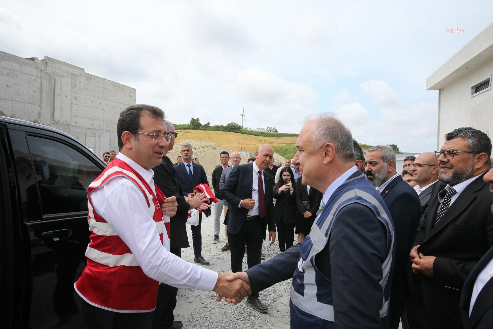 İSKİ, İstanbulluları su tasarrufuna davet ediyor