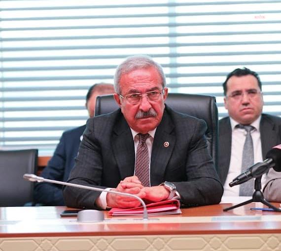 CHP Osmaniye İl Başkanı Baha Ünlü görevinden istifa etti
