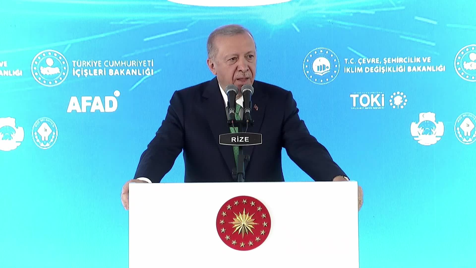 Cumhurbaşkanı Erdoğan'dan "belediyelerin borçları" açıklaması: " Biz bu süreci siyasi çekişmelere kurban etmek istemiyoruz., hakkaniyete ve adalete uygun şekilde tahsilatları gerçekleştirmek arzusundayız"