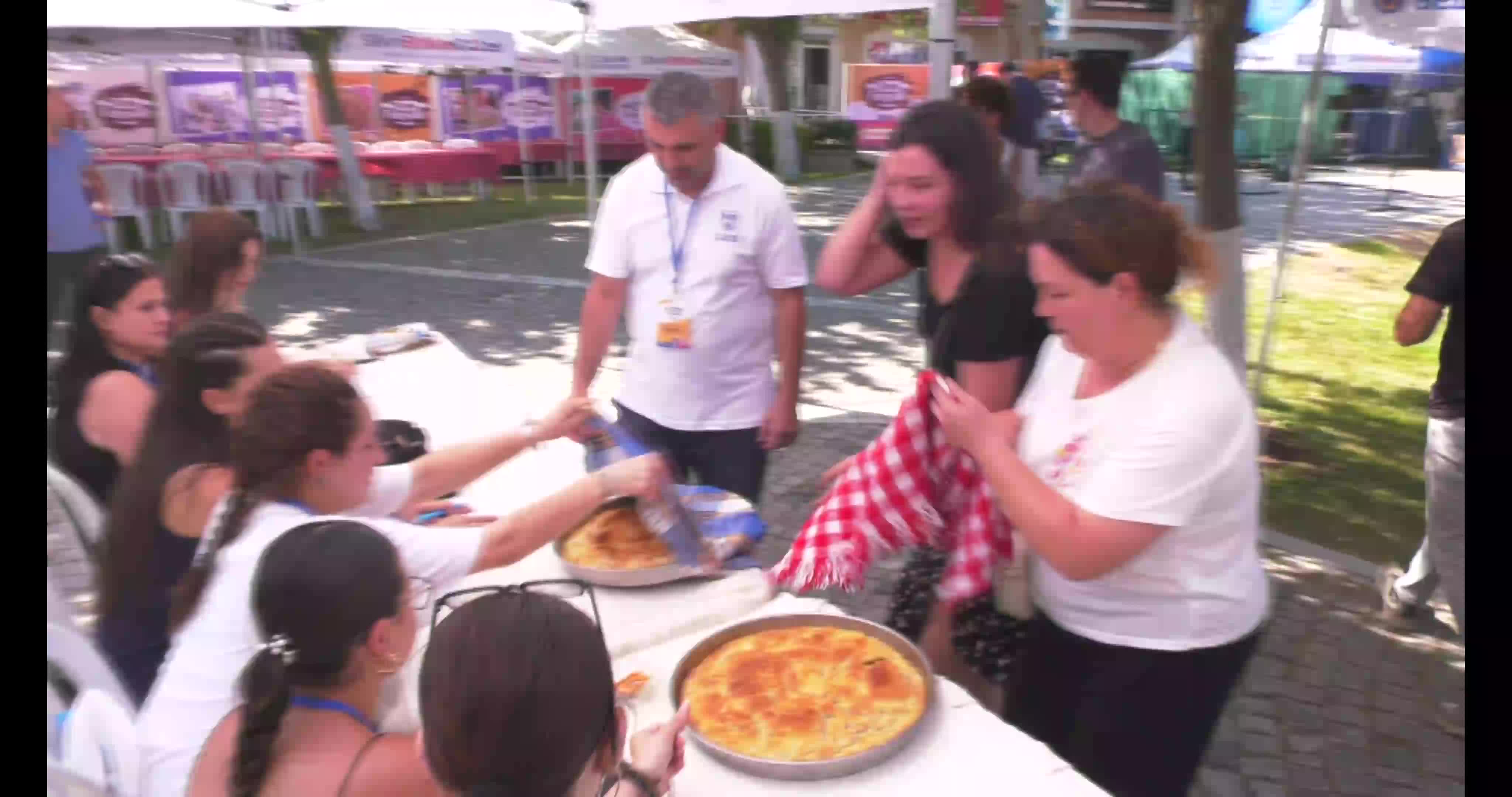 Silivri'de "Börek Festivali" renkli görüntülere sahne oldu