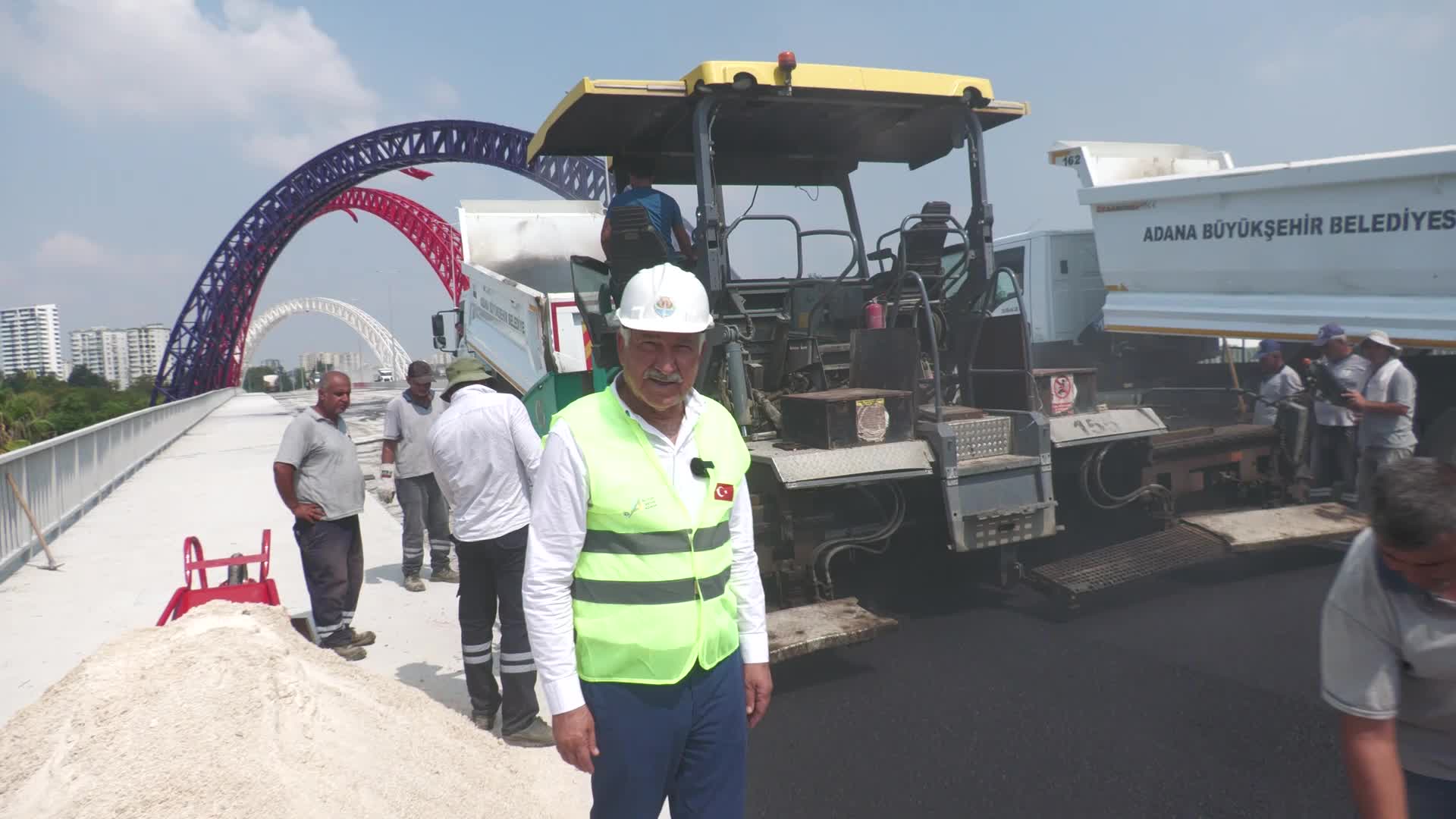 Adana Büyükşehir, Yavuzlar Köprüsü’ndeki çalışmalarda sona yaklaştı