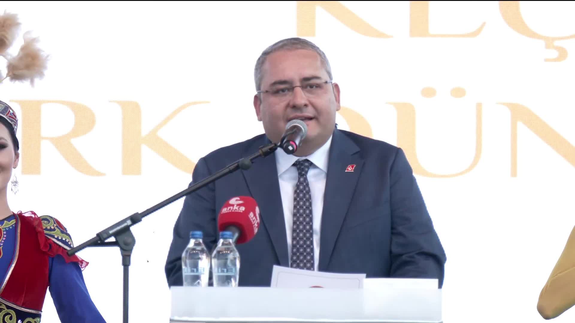 Mesut Özarslan: "Milletimiz bölünmez bir bütündür. Hiçbir güç birlik ve beraberliğimizi bozamaz"