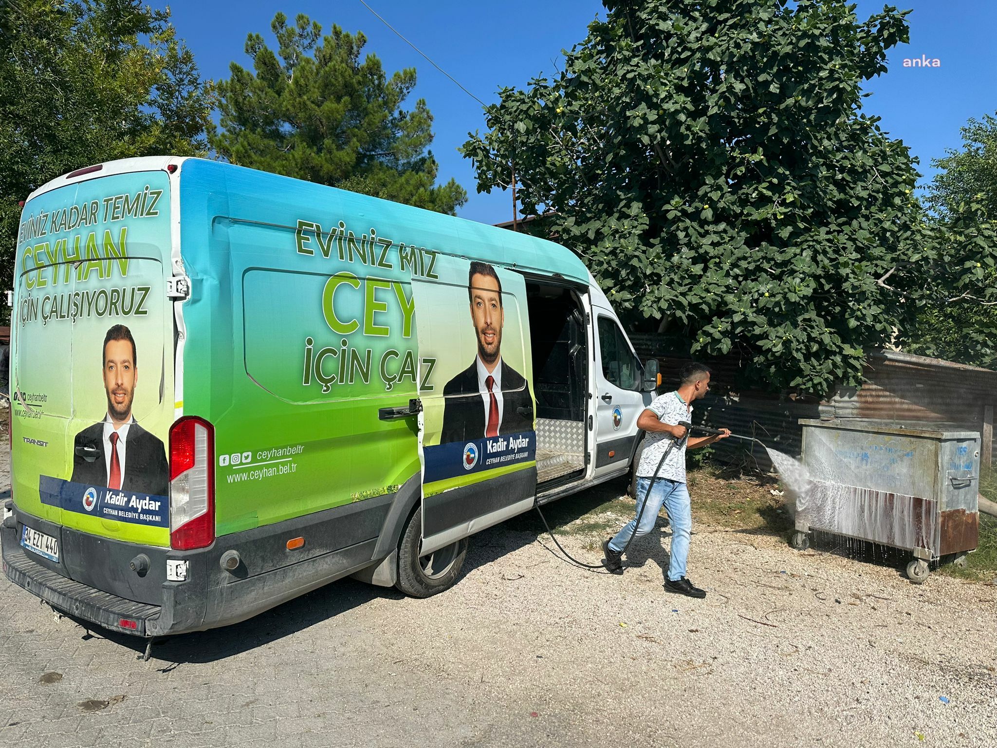 Ceyhan Belediyesi, temizlik seferberliğine devam ediyor