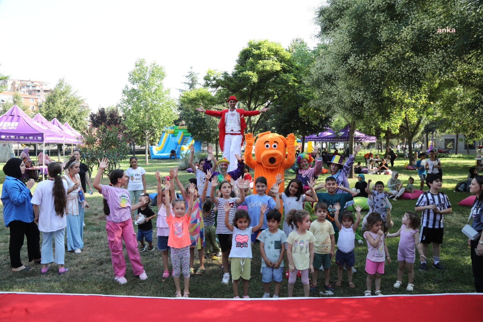 İstanbul'da yaz şenliklerinde doyasıya eğlence