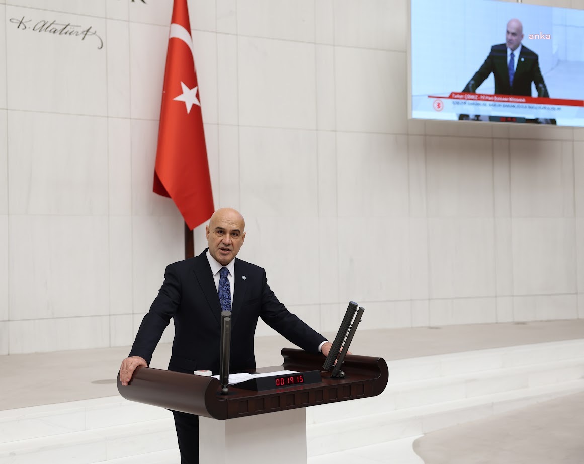 Turhan Çömez: Türkiye'de askeri hastanelerin olmaması milli güvenlik sorunudur