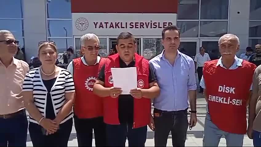 Dev Sağlık İş Sendikası'ndan Osmaniye'de 'baraj' protestosu