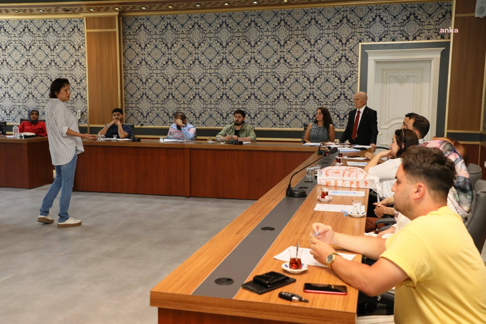 Yunusemre Belediyesi, iş arayanlarla işverenleri buluşturuyor