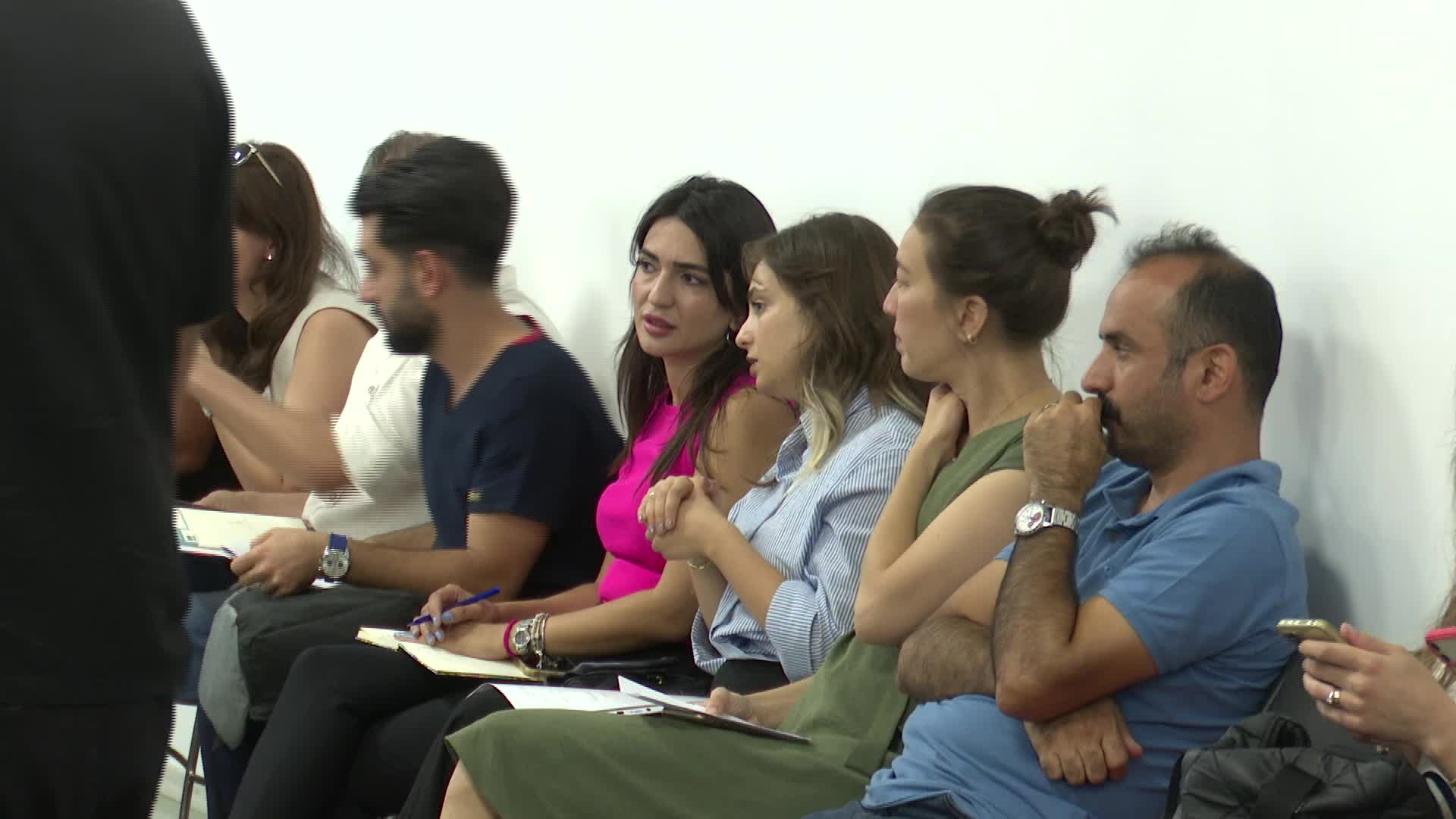 İzmir Büyükşehir Belediyesi, sokak hayvanlarına yönelik 5 yıllık eylem planı çalışması başlattı