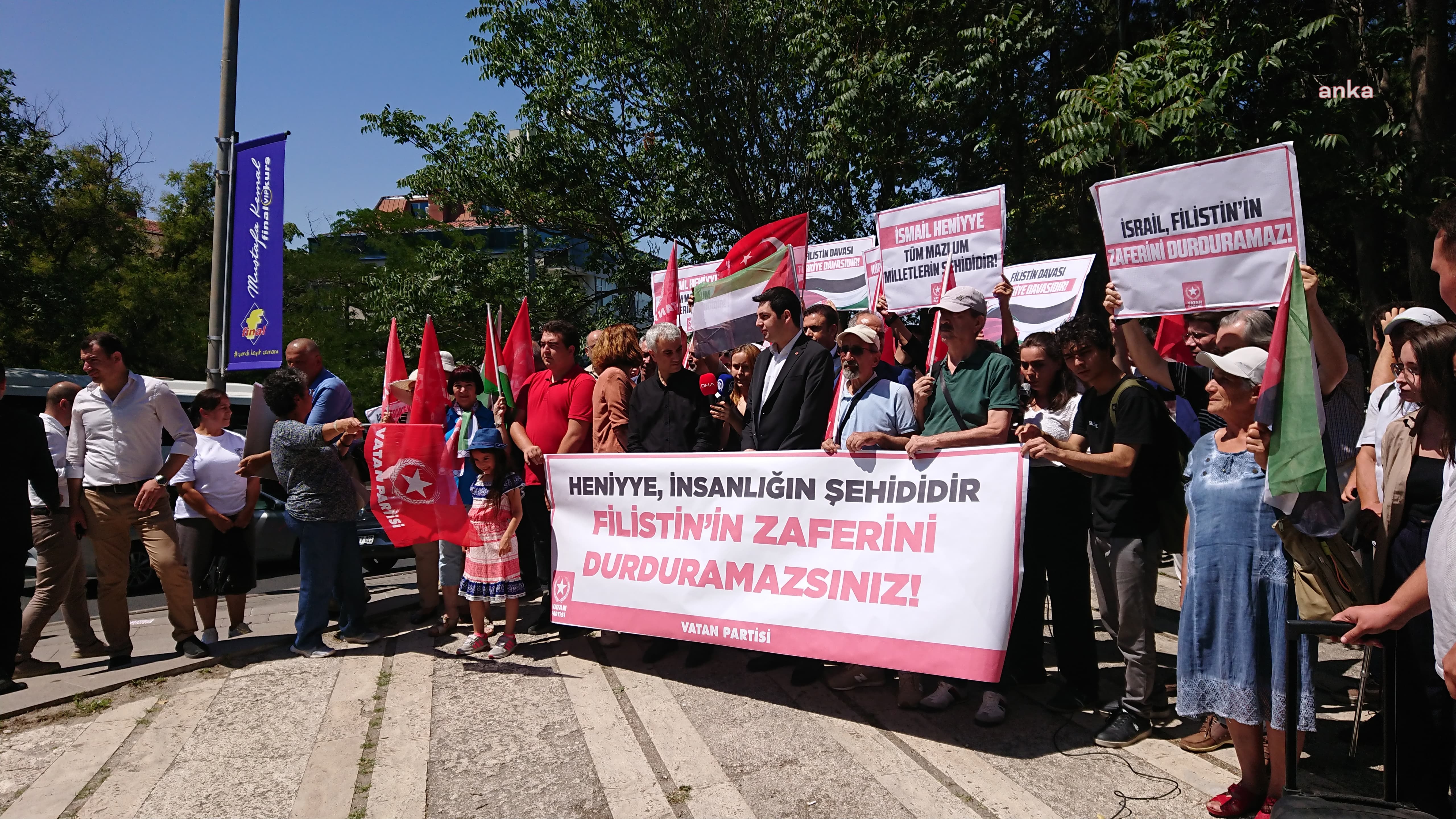 Vatan Partisi'nden İsrail Büyükelçiliği önünde 'Haniye' protestosu: Hepimiz Haniye'yiz, Gazzeliyiz, Filistinliyiz