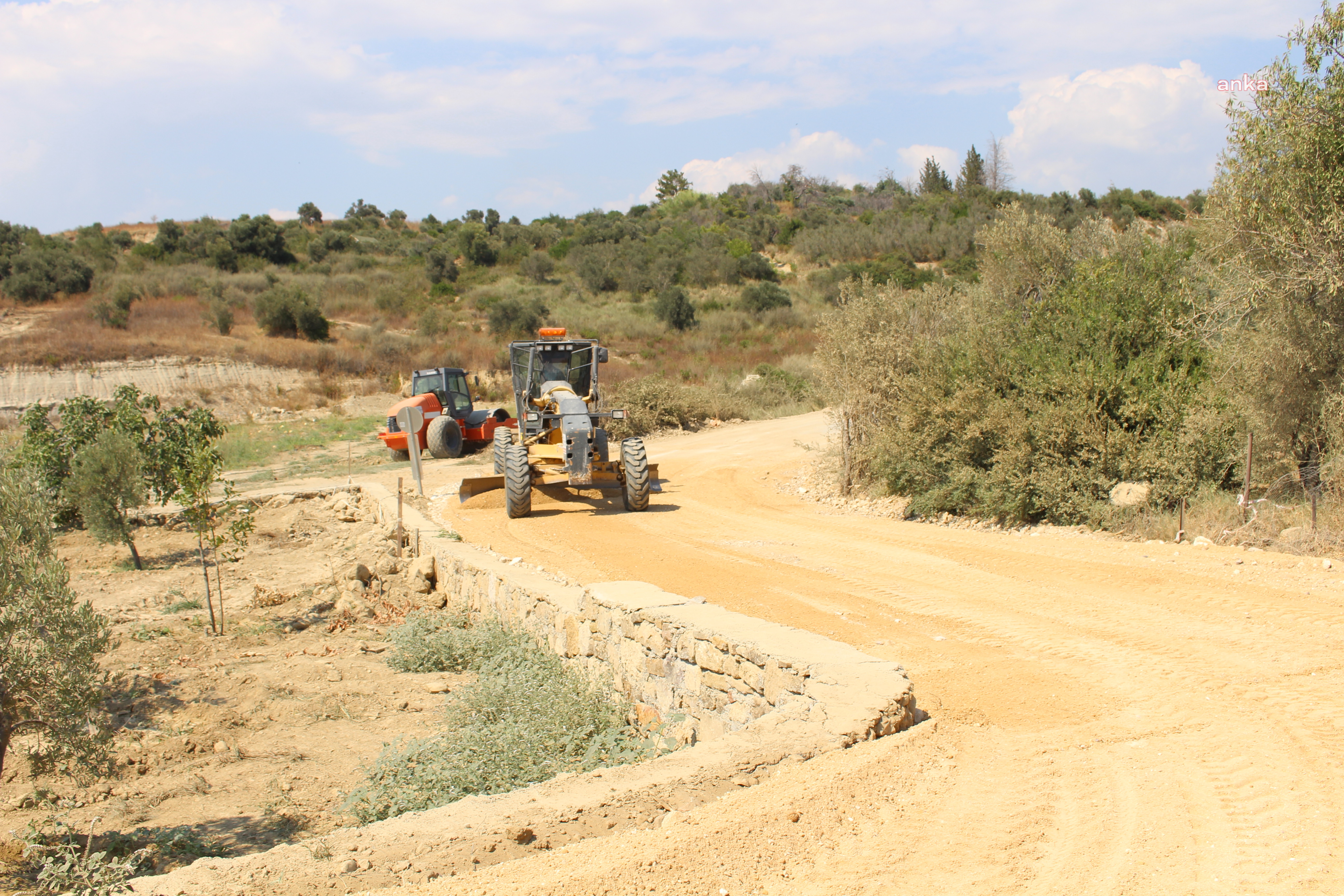 Antalya Büyükşehir Belediyesi, Seydiler-Hacıali grup yolunda alternatif yol açıyor