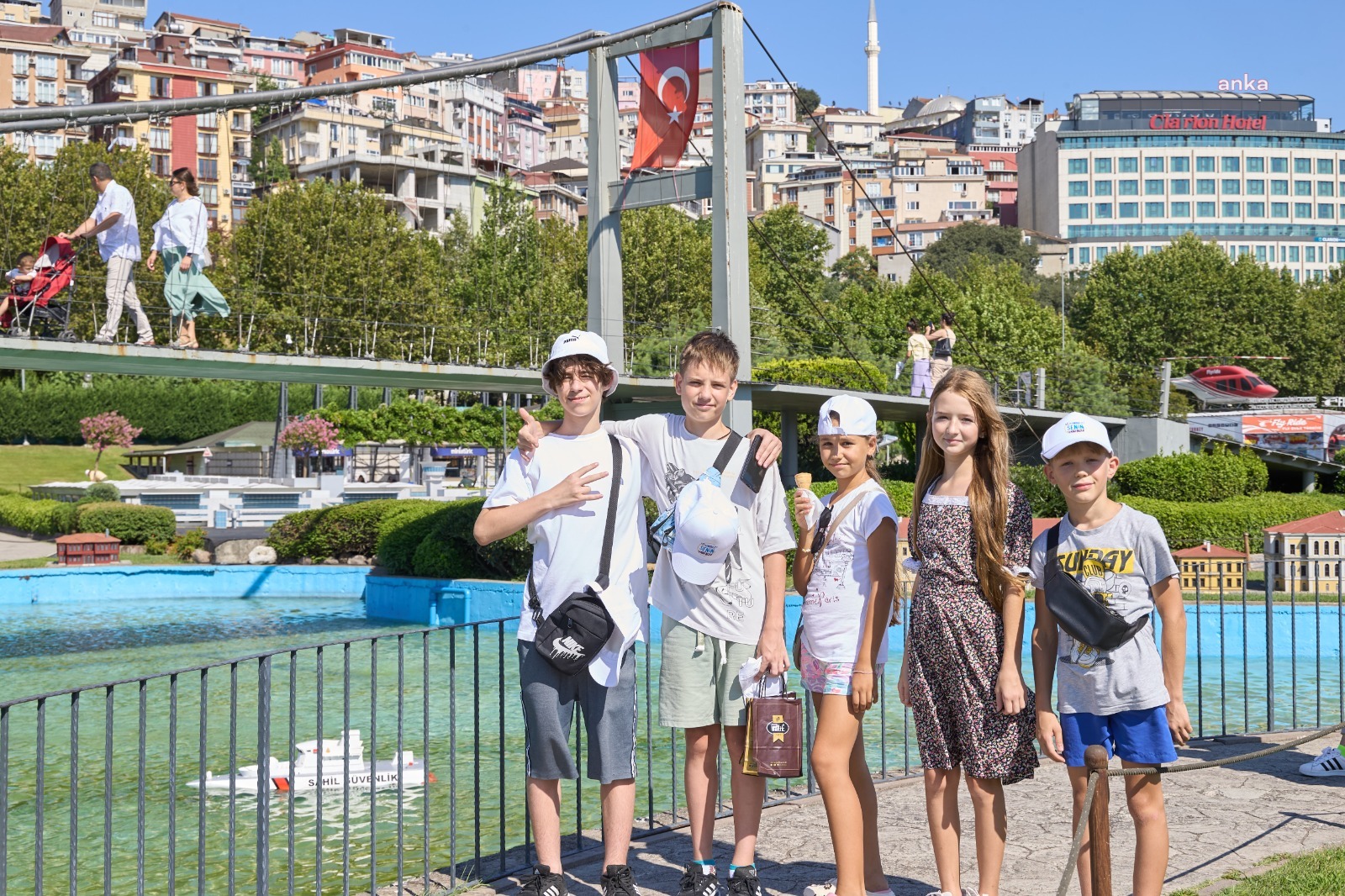 Ukraynalı çocuklar İstanbul'da: "Siren sesi duymadan uyuyabiliyorlar"