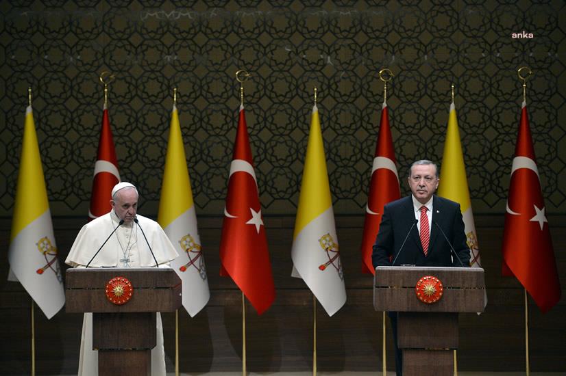 Cumhurbaşkanı Erdoğan,  Papa Fransuva ile görüştü