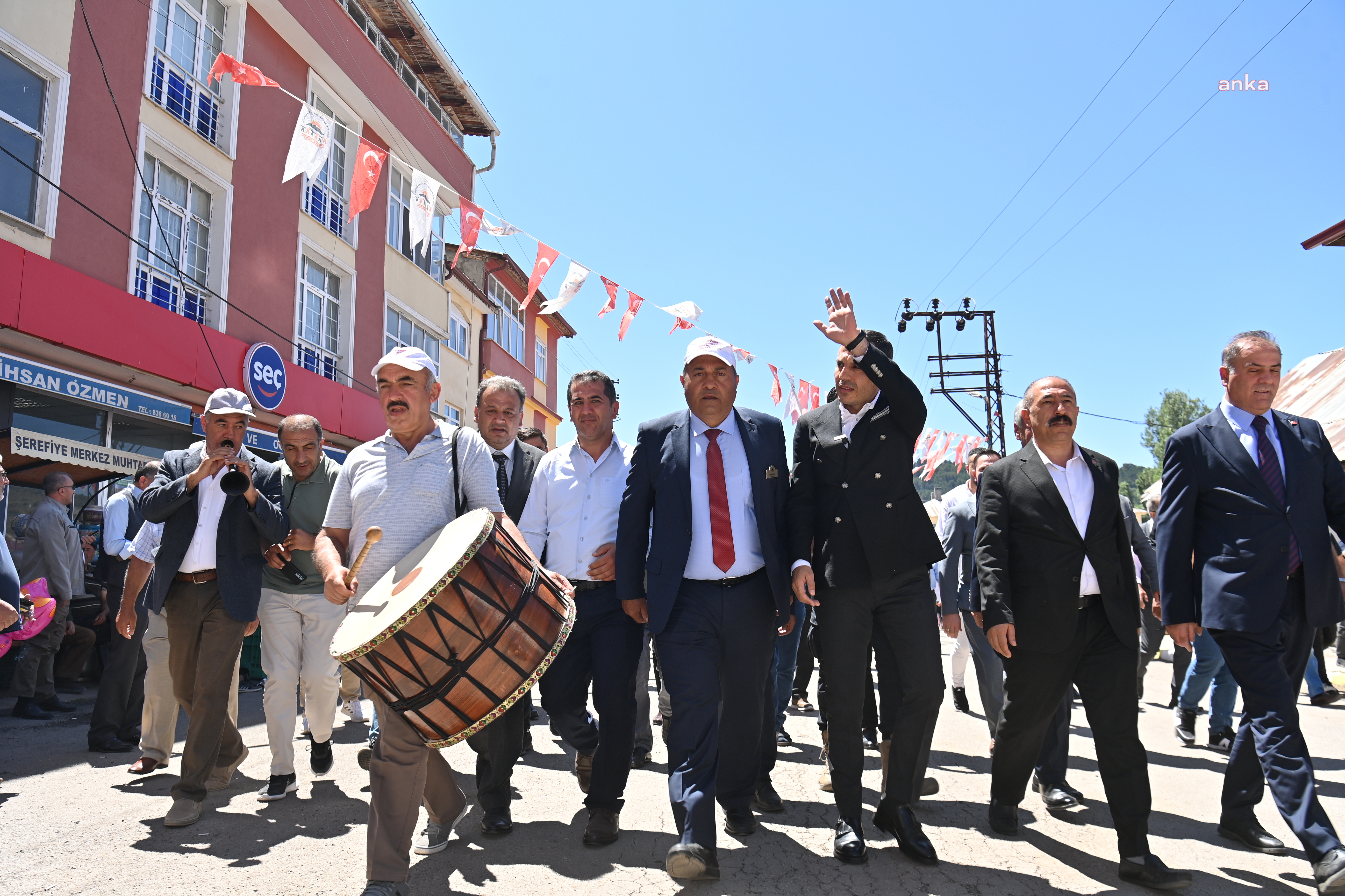 CHP İstanbul İl Başkanı Çelik, Şerefiye Festivali’nde konuştu: "Toplumsal barışı pekiştirmeliyiz"