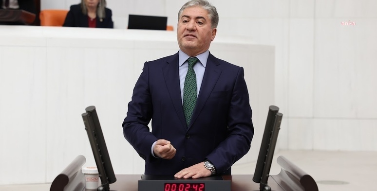 CHP Grup Başkanvekili Murat Emir'den Instagram için "TBMM Dijital Mecralar Komisyonu acil toplansın" çağrısı