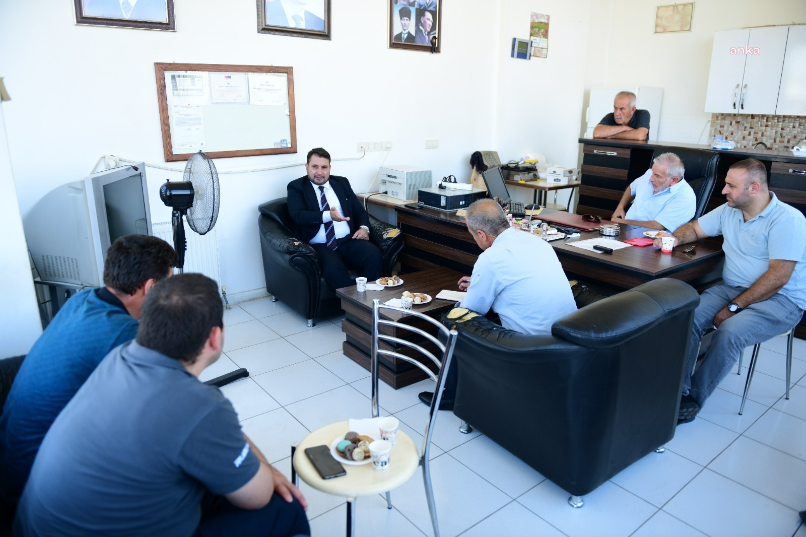 Kahramankazan Belediye Başkanı Çırpanoğlu toplu ulaşım esnafını ziyaret etti