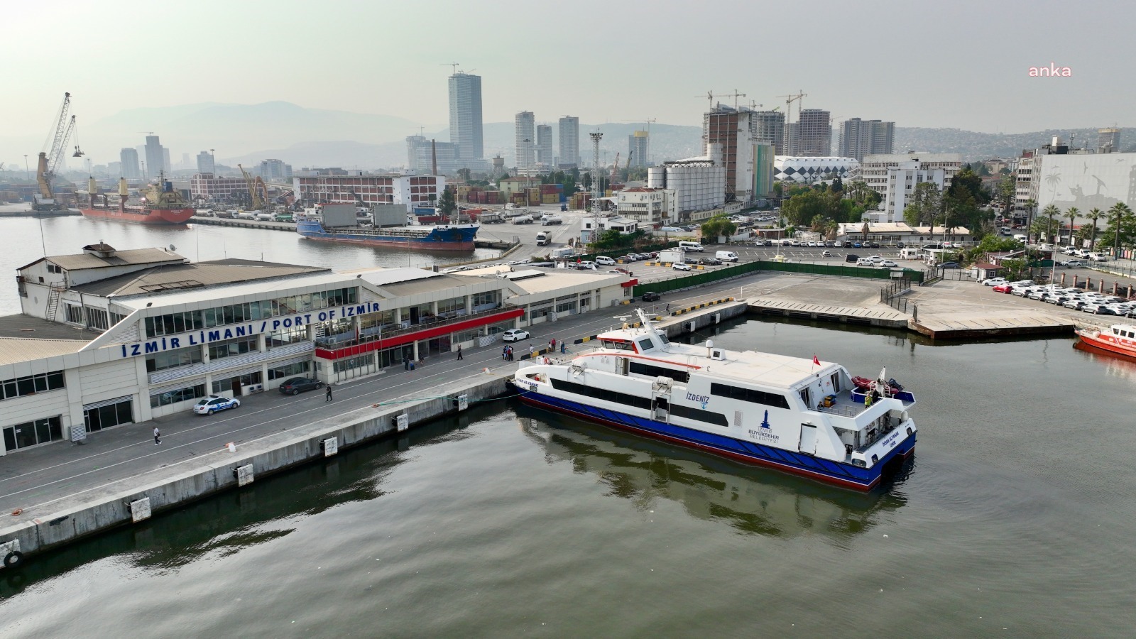 İzmir ve Manisa büyükşehir belediyelerinden İzmir-Midilli seferleri için iş birliği