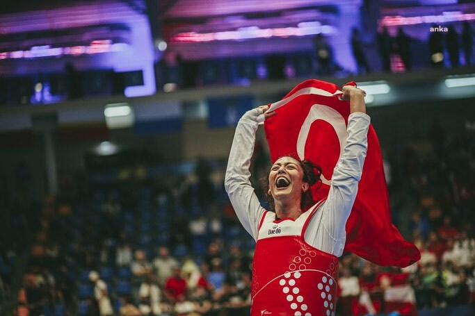 2024 Paris Olimpiyat oyunları'nda Nafia Kuş Aydın bronz madalya kazandı