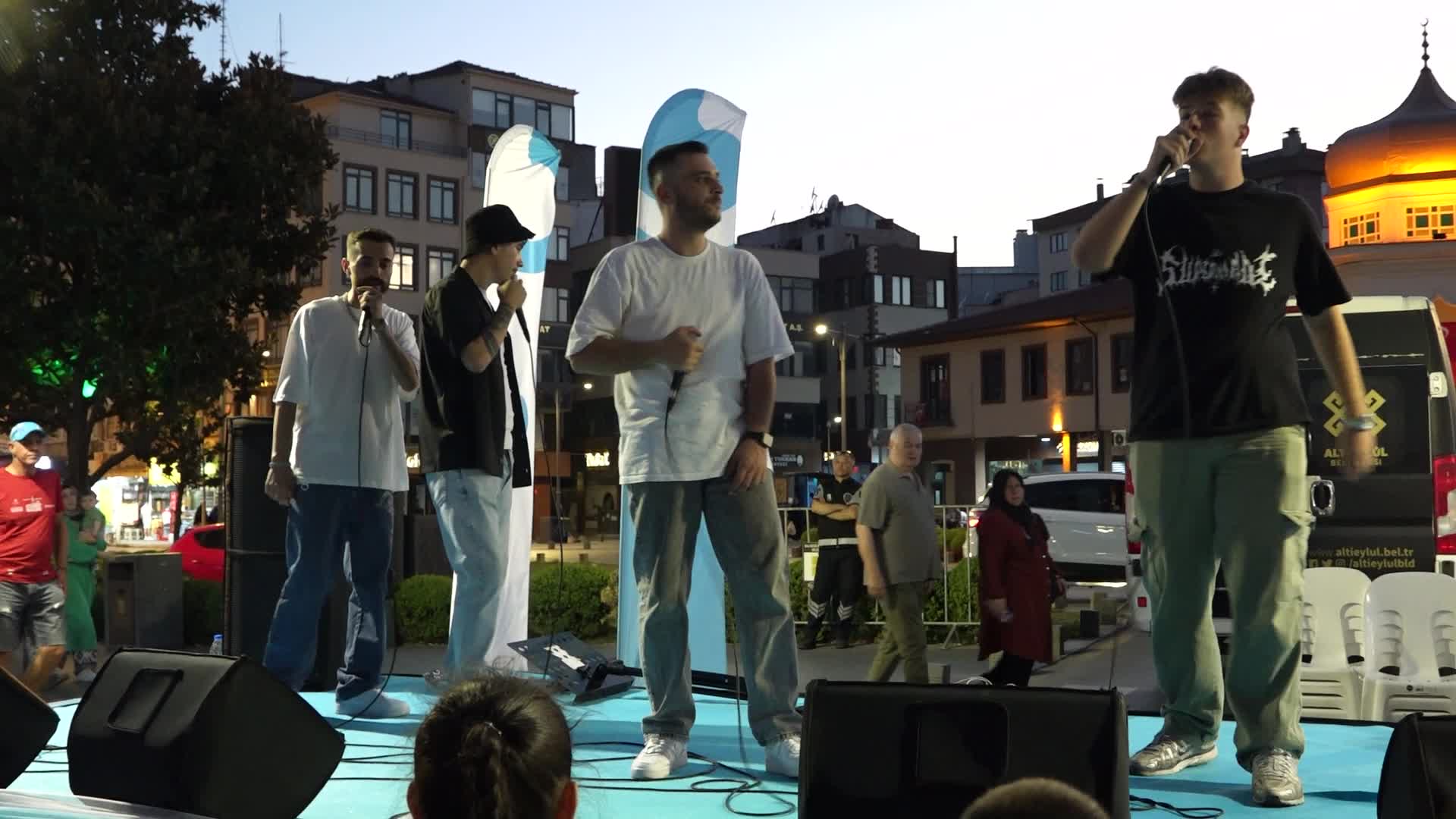 Balıkesir Büyükşehir'in konserlerine vatandaşlar yoğun ilgi gösterdi