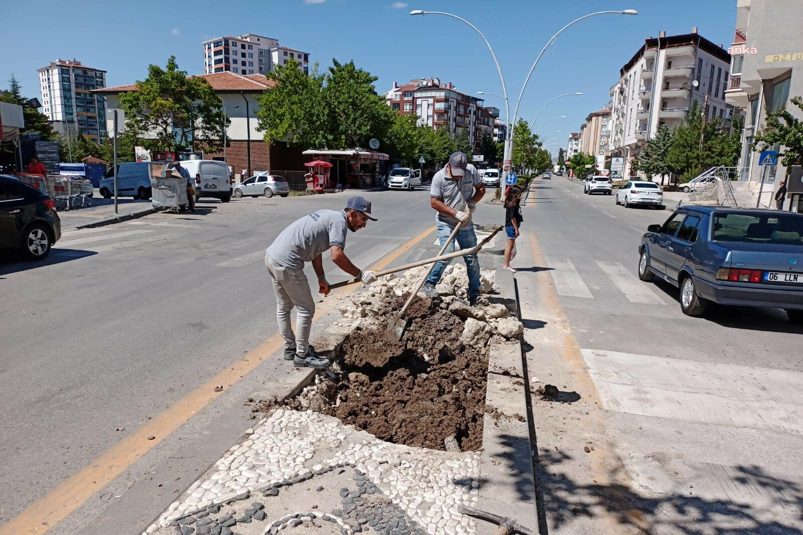 Kahramankazan Belediyesi, ilçe genelinde çalışmalarını sürdürüyor
