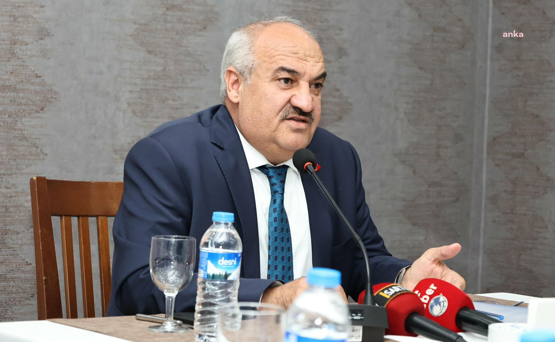 Aziziye Belediye Başkanı Akpunar,  Yeniden Refah Partisi'nden istifa etti