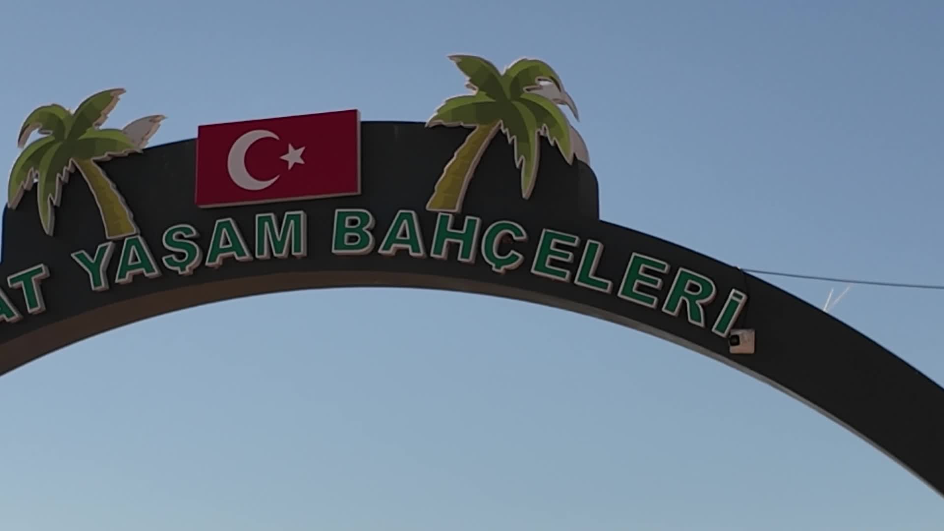 Menderes Belediyesi’nden 156 kaçak yapı için yıkım kararı