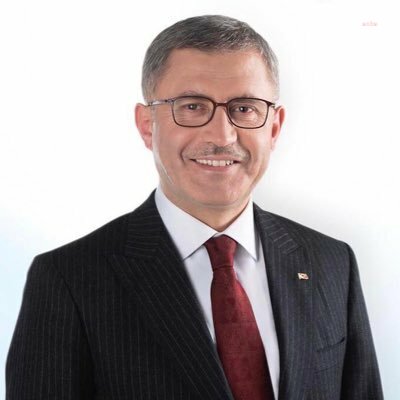 Üsküdar Belediye Başkanlığı’ndan eski başkan Hilmi Türkmen hakkında suç duyurusu