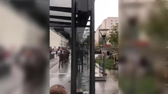 FRANSA'DA BOMBA PANİĞİ: TREN İSTASYONU BOŞALTILDI