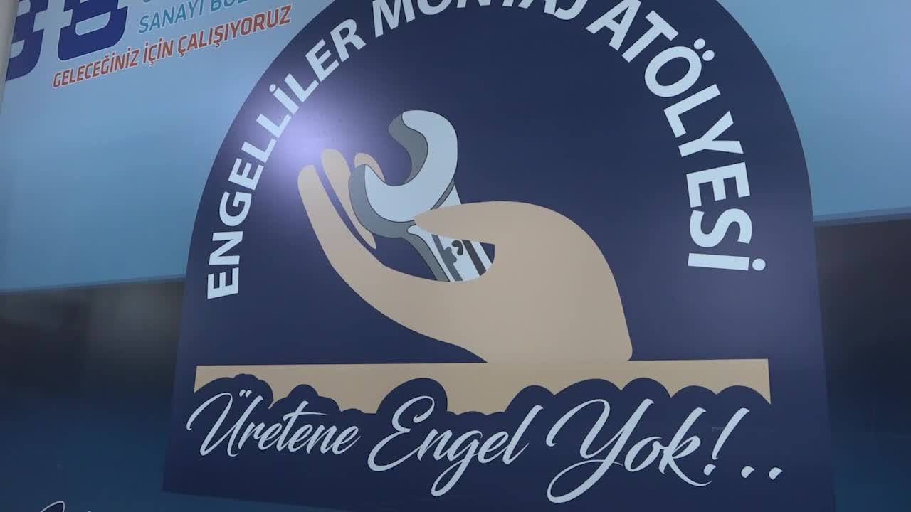 Özel bireyler, Tepebaşı Belediyesi’nin Engelliler Montaj Atölyeleri'nde üretmeye devam ediyor