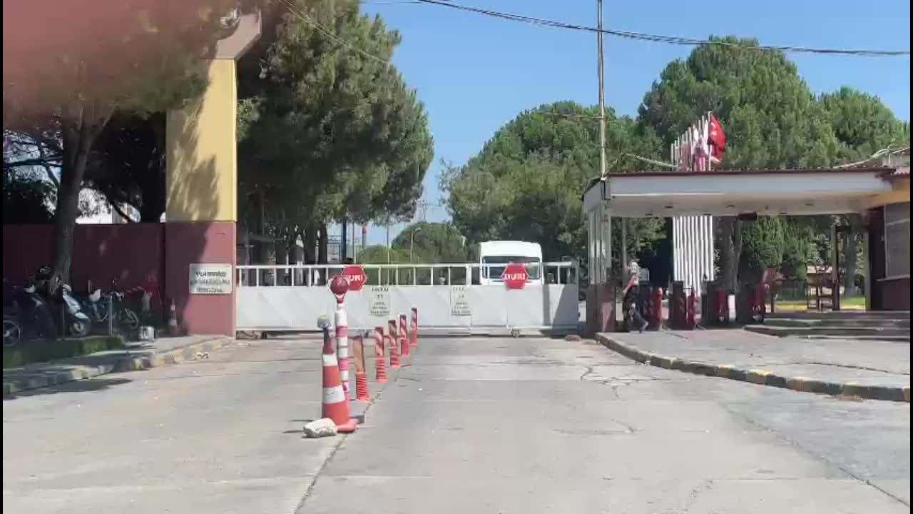 Tes-İş Sendikası Soma Şubesi Başkanı Girginler:  "Holding bünyesindeki tüm beyaz yaka ve sendikasız üyelere yüzde 15 iyileştirme yapıp biz emekçileri ayırdılar"