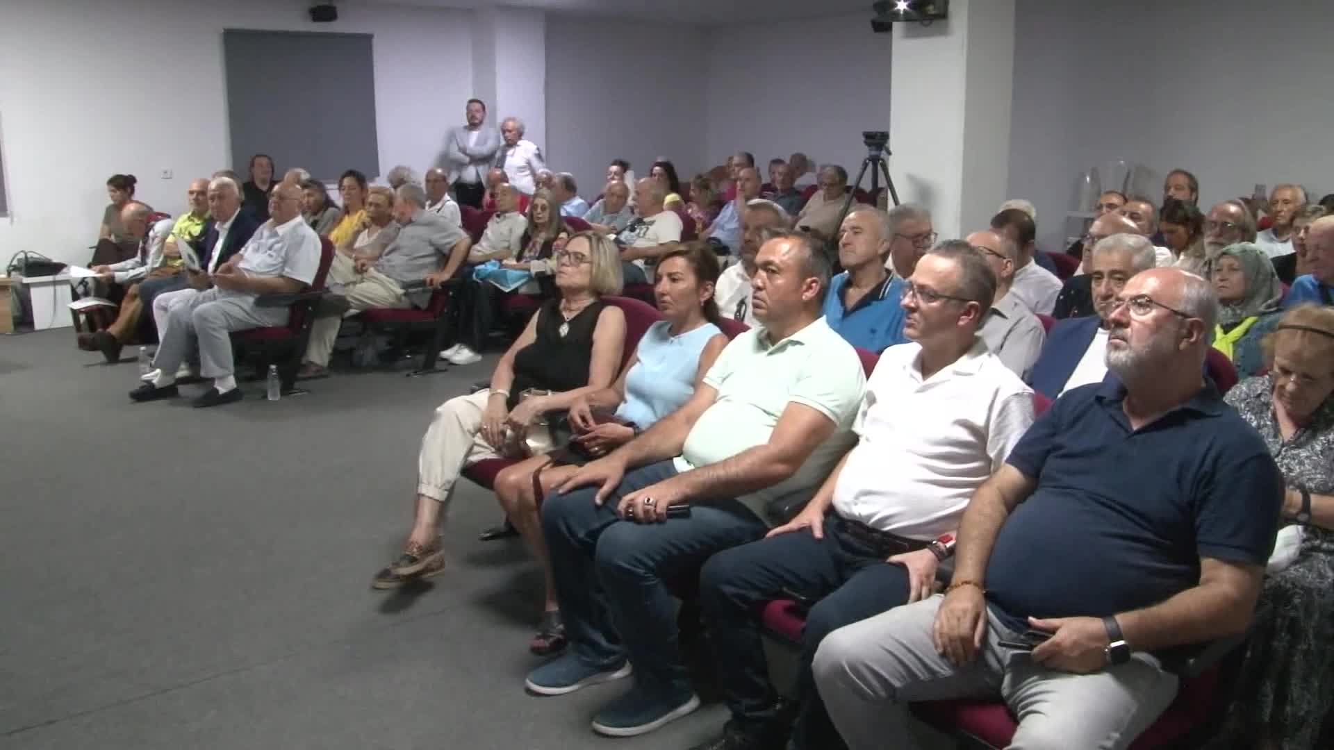 ‘İzmir Baba’ Sancar Maruflu, Karşıyaka’da anıldı