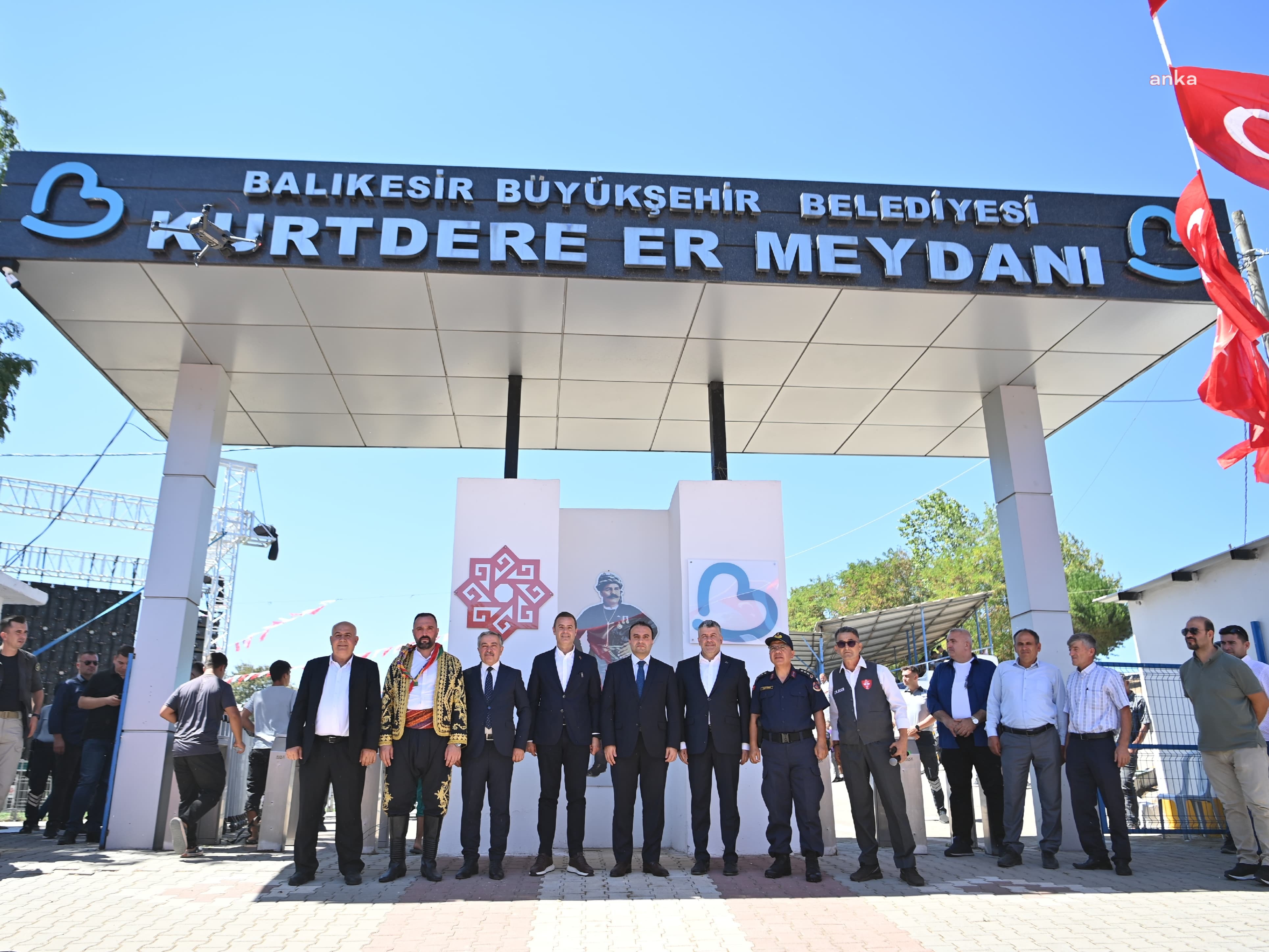 64'üncü Geleneksel Kurtdereli Mehmet Pehlivan Yağlı Güreşleri başladı