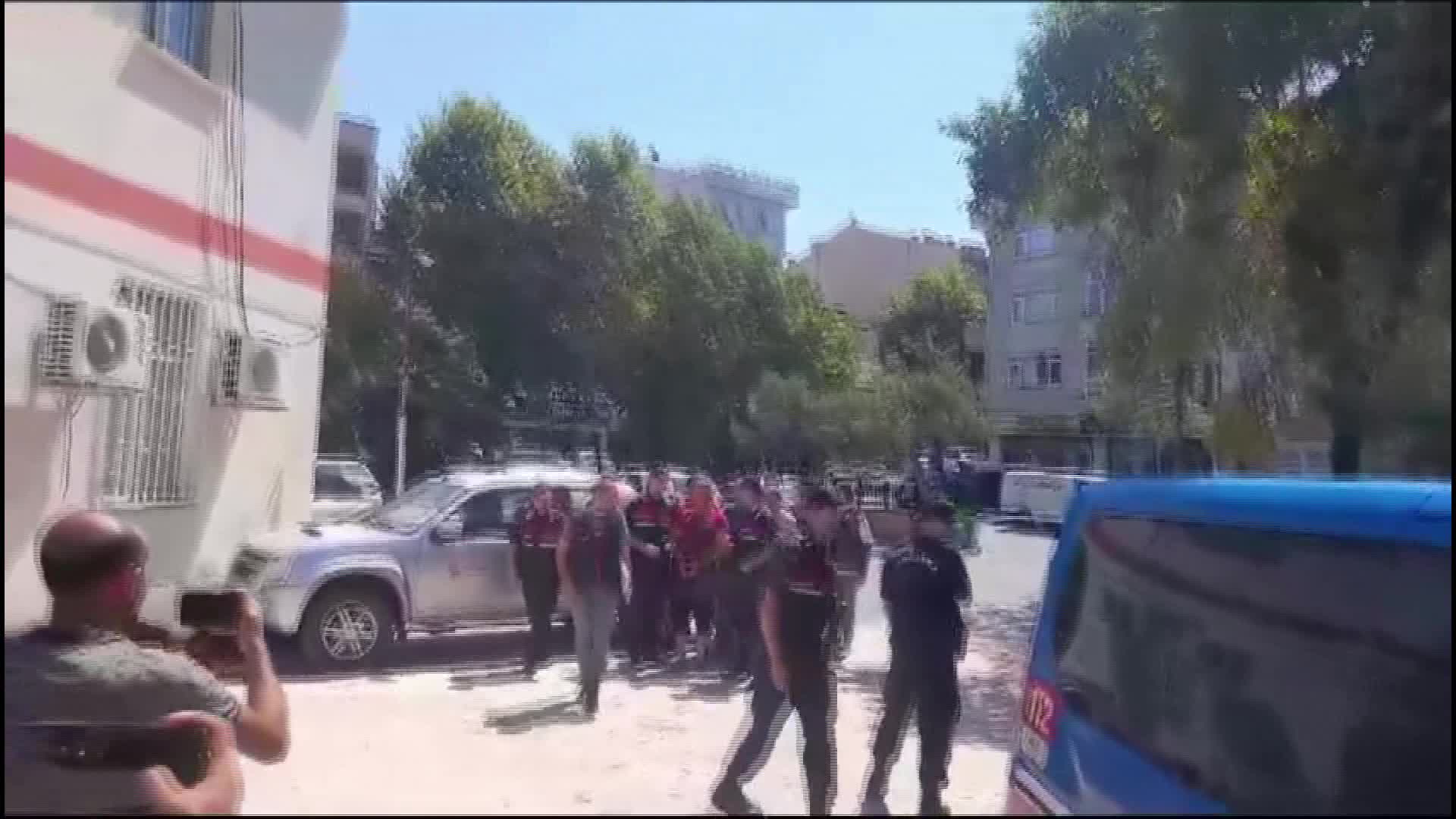 Uzunköprü'deki köpek katliamı...  Belediyenin 4 personeli adli kontrol şartıyla serbest bırakıldı