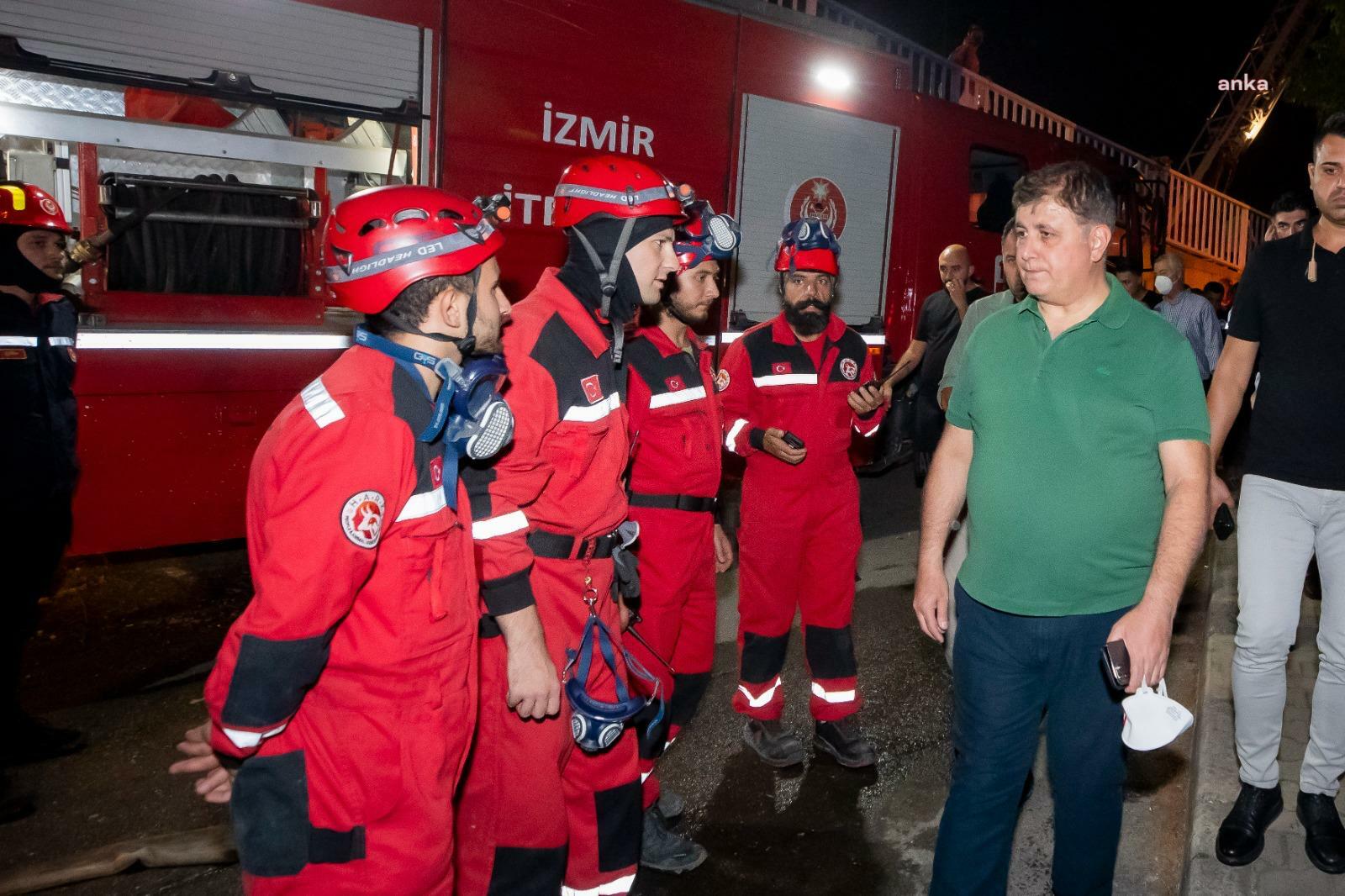 İzmir'deki yangında ikinci gün… Cemil Tugay: ''Yerleşim alanlarına yakın bölümlerdeki yangın durmuş durumda''