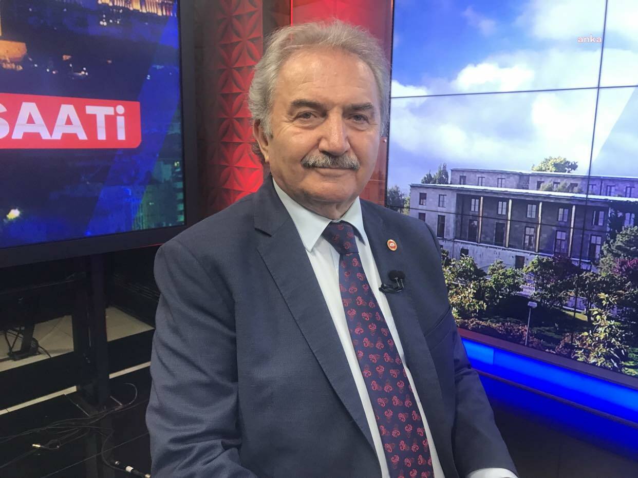 ATA Parti Genel Başkanı Zeybek: '' Can Atalay Meclis'in içine alınmalı, Alpay Özalan Meclis'in dışına atılmalıdır''