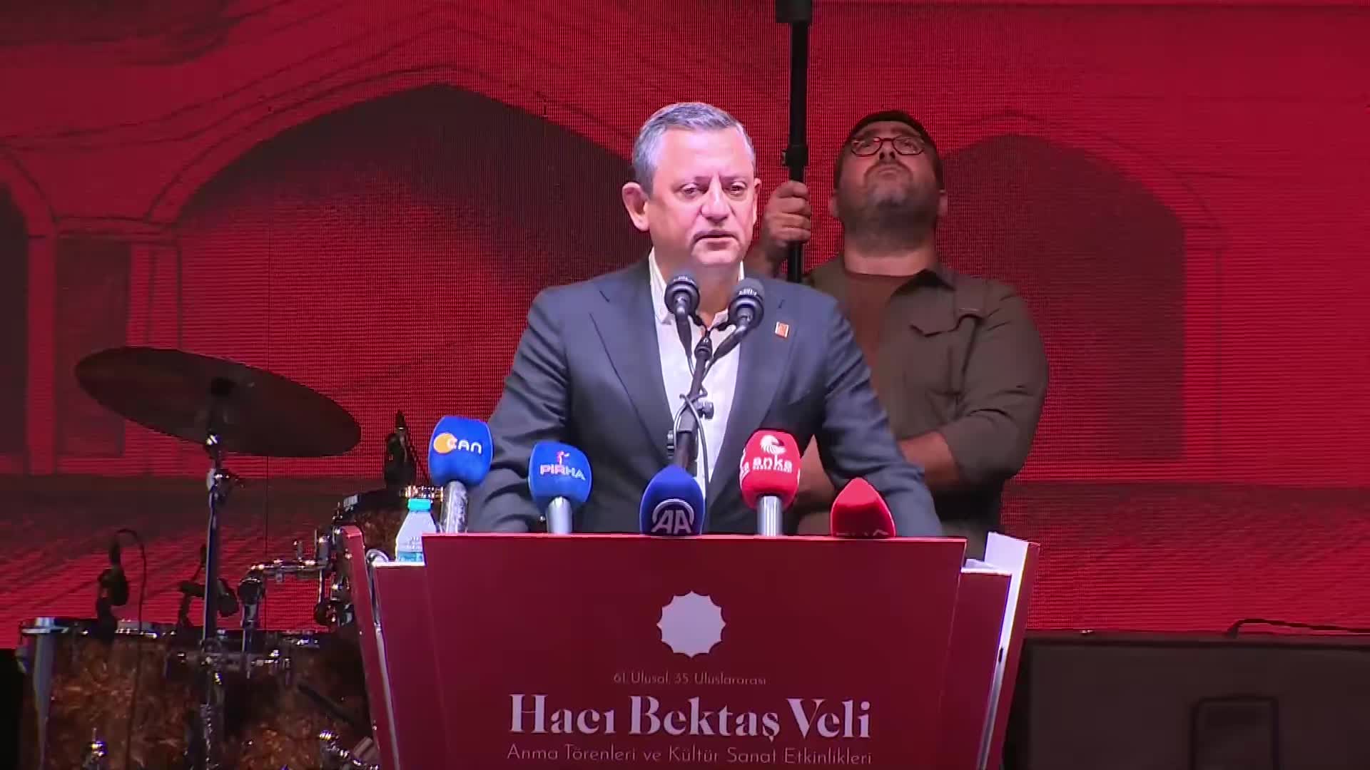 Hacı Bektaş Veli Anma Törenleri... Özel: "Türkiye, açıkça ifade edilmeyen bir ayrımcılıkla, Alevilere eşit vatandaşlık haklarını vermemiştir"