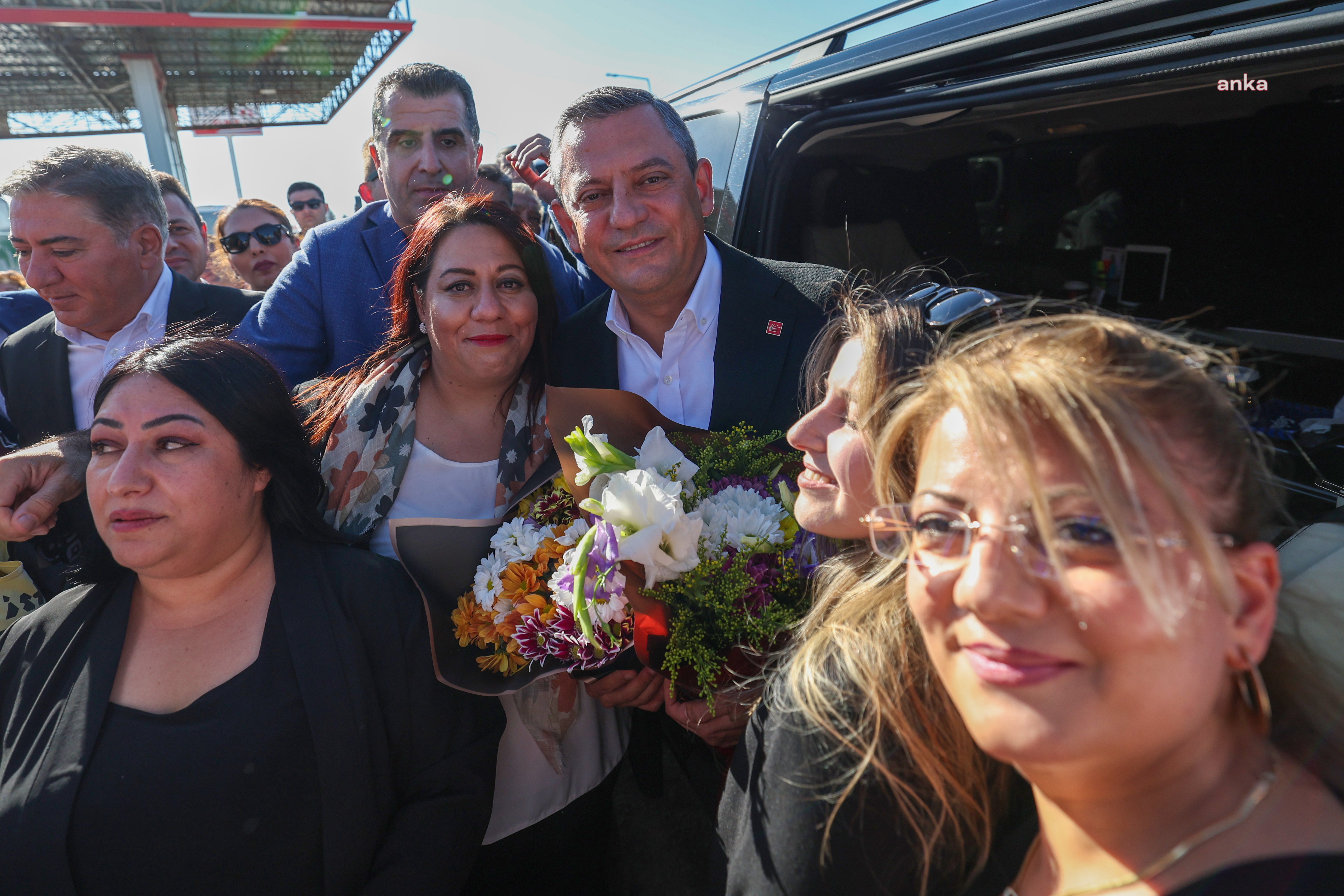 Özgür Özel Hacıbektaş’ta İBB tarafından hizmete sunulan KİPTAŞ Hacıbektaş Mihmandar Projesini ziyaret etti