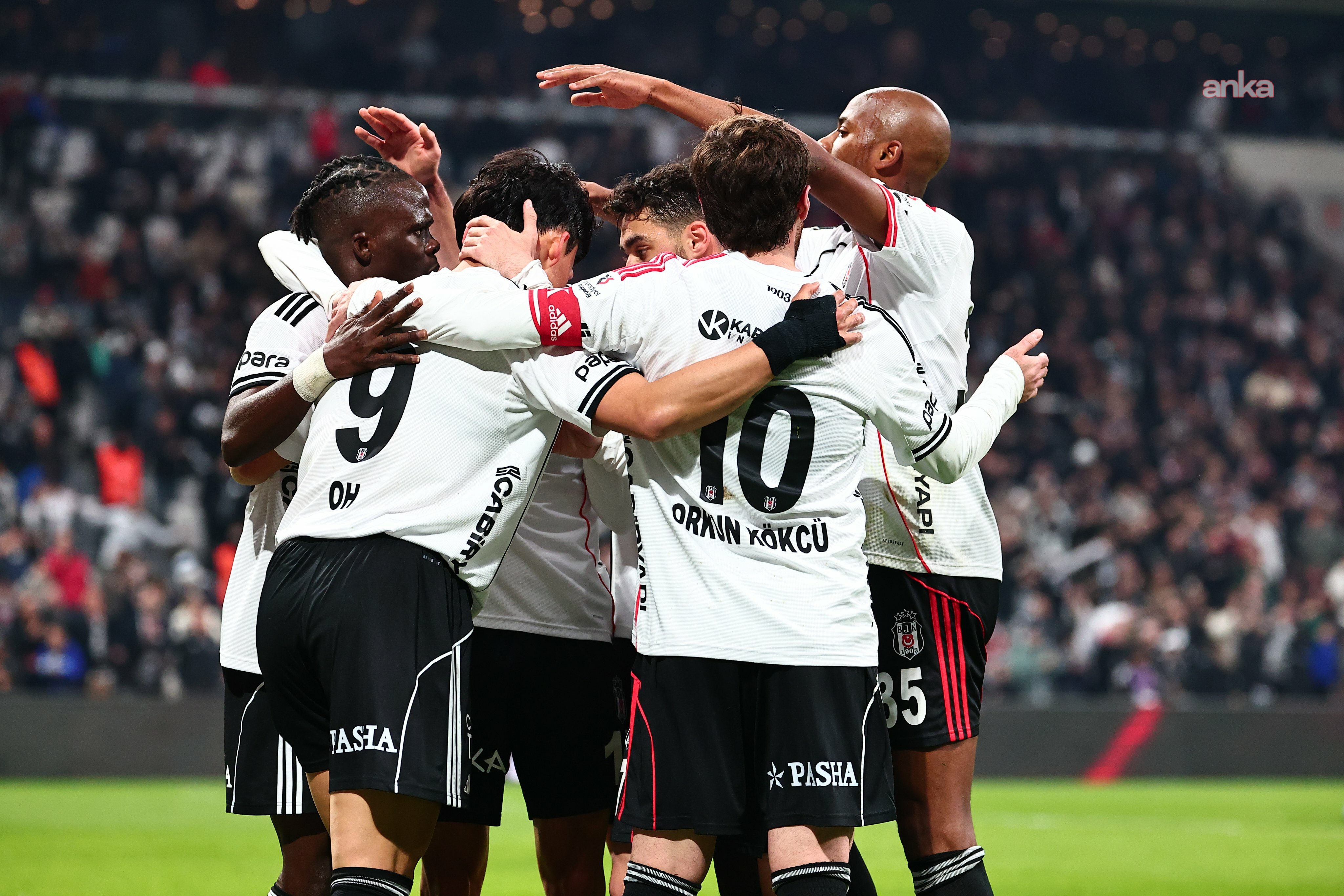 Beşiktaş, Antalyaspor'u 4-2 mağlup etti