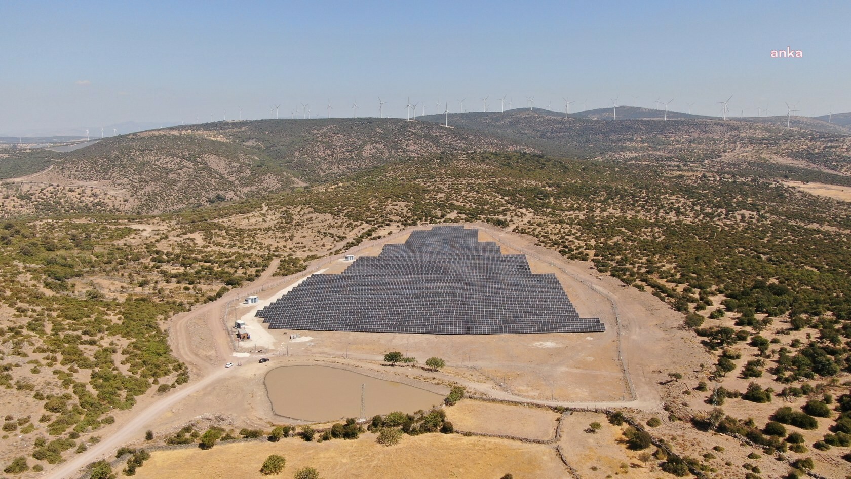 Yunusemre Belediyesi'nden Karaahmetli Mahallesi’ne Güneş Enerji Santrali